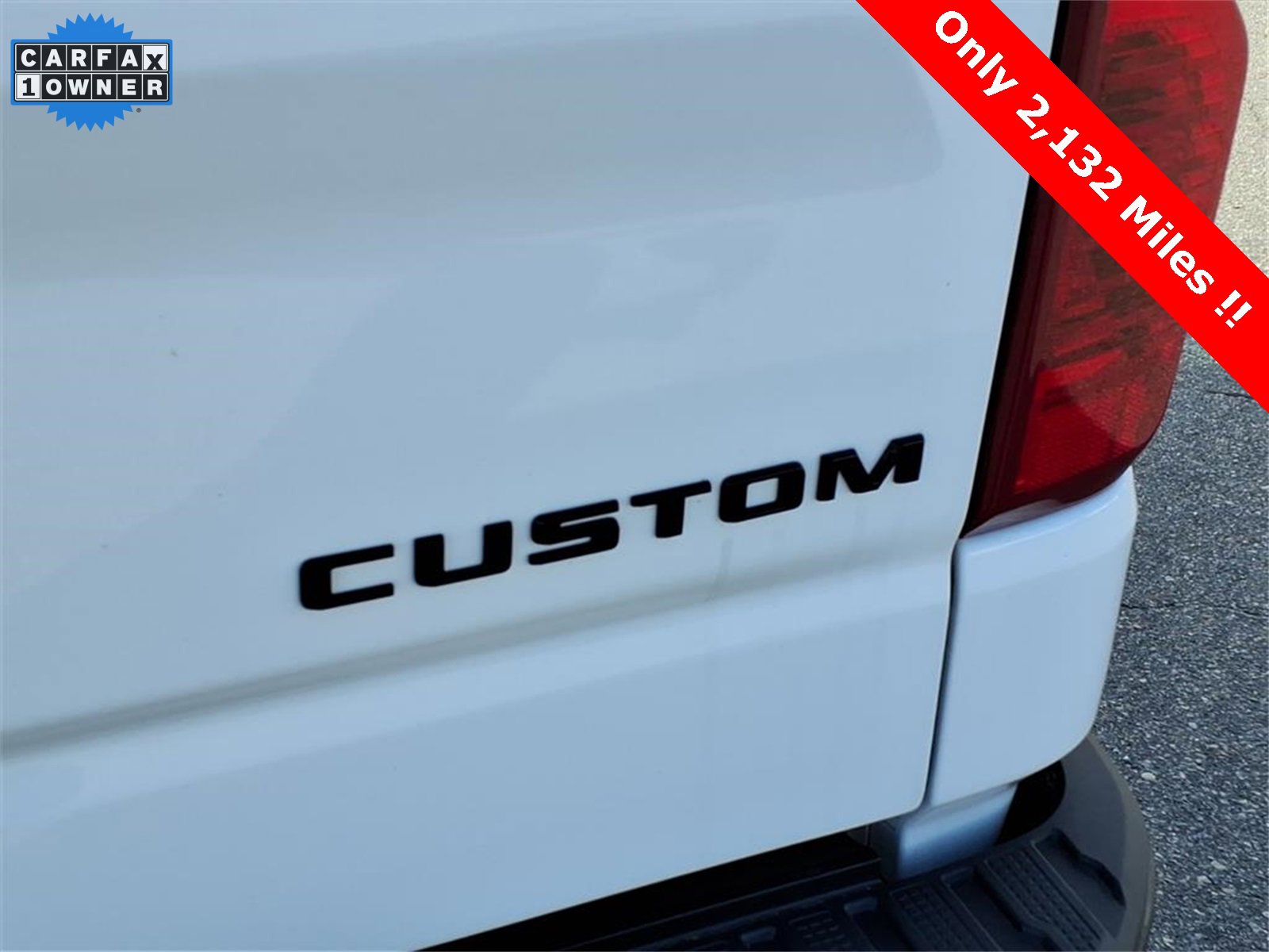 Used 2025 Chevrolet Silverado 1500 Custom Trail Boss w/ LPO, Dark Essentials Package image 12