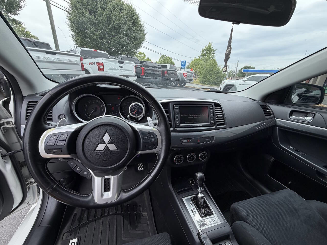 Used 2010 Mitsubishi Lancer Evolution SE AWD/4WD image 14