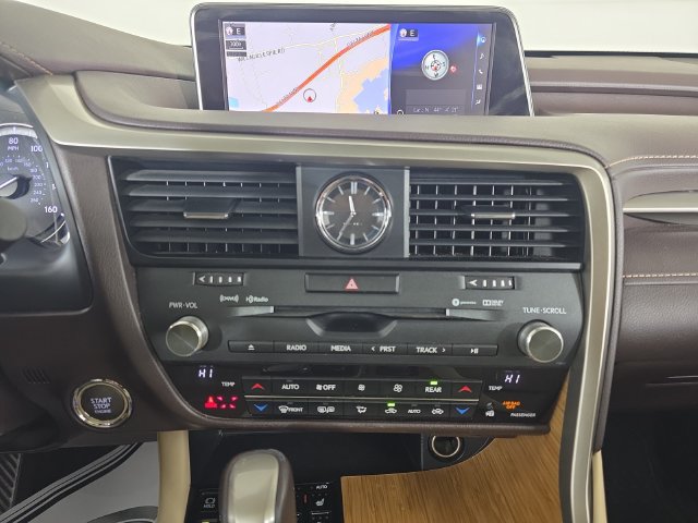 Used 2019 Lexus RX 350L AWD image 17