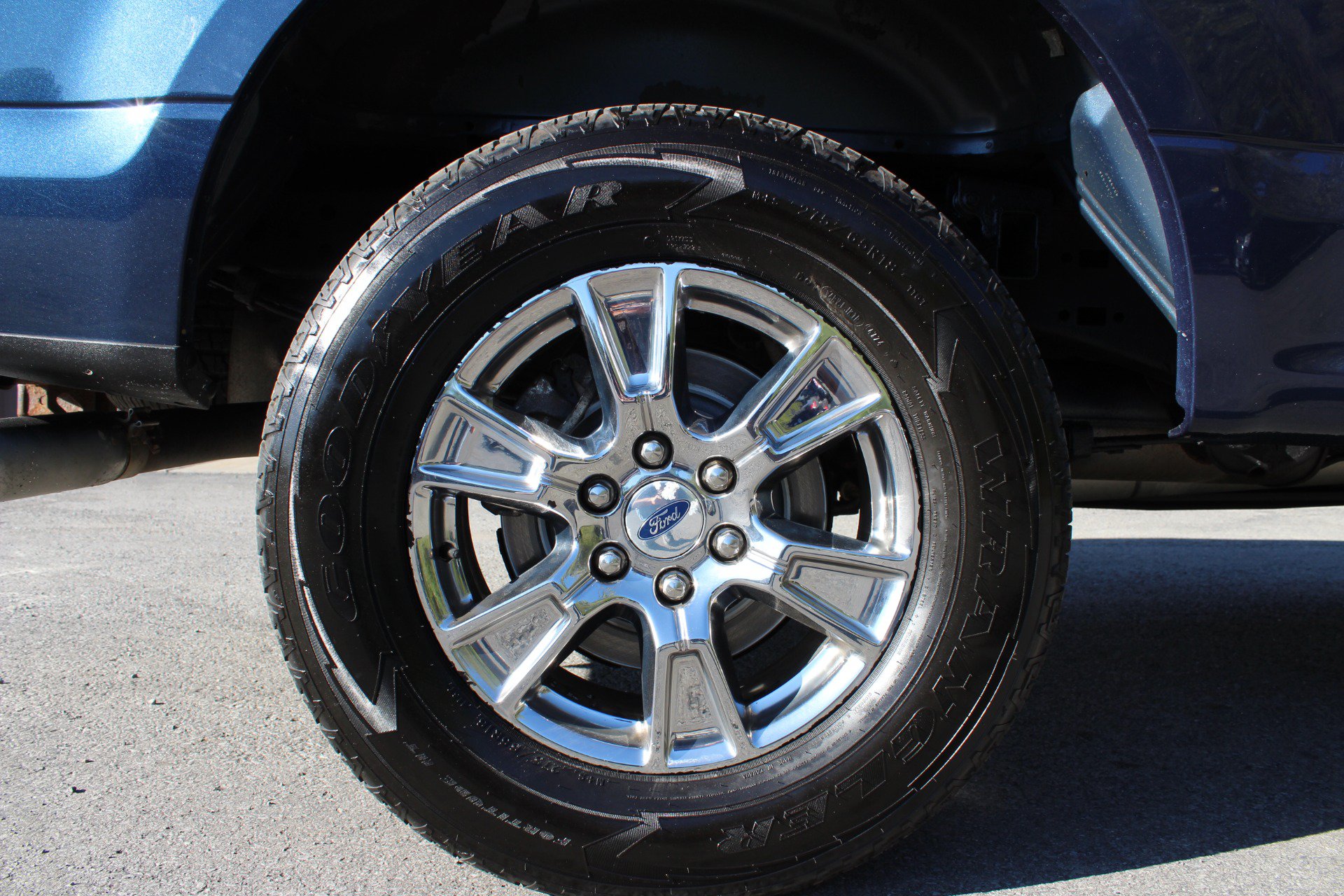 Used 2016 Ford F150 XLT w/ Equipment Group 302A Luxury AWD/4WD image 36