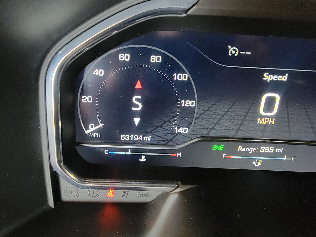 Used 2025 GMC Sierra 2500 AT4 w/ Technology Package AWD/4WD image 18