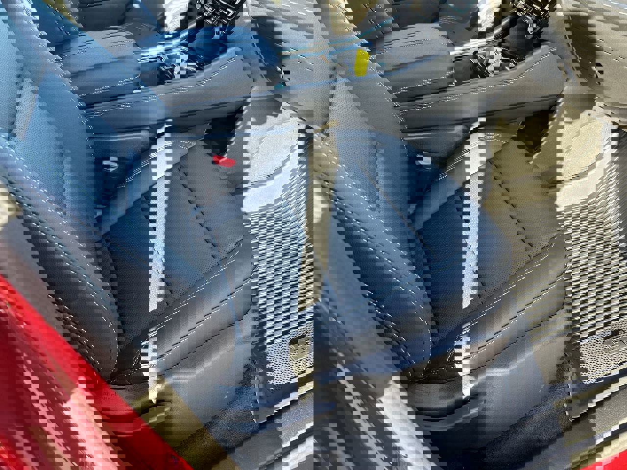 New 2026 Chevrolet Traverse LT w/ Midnight/Sport Edition image 16