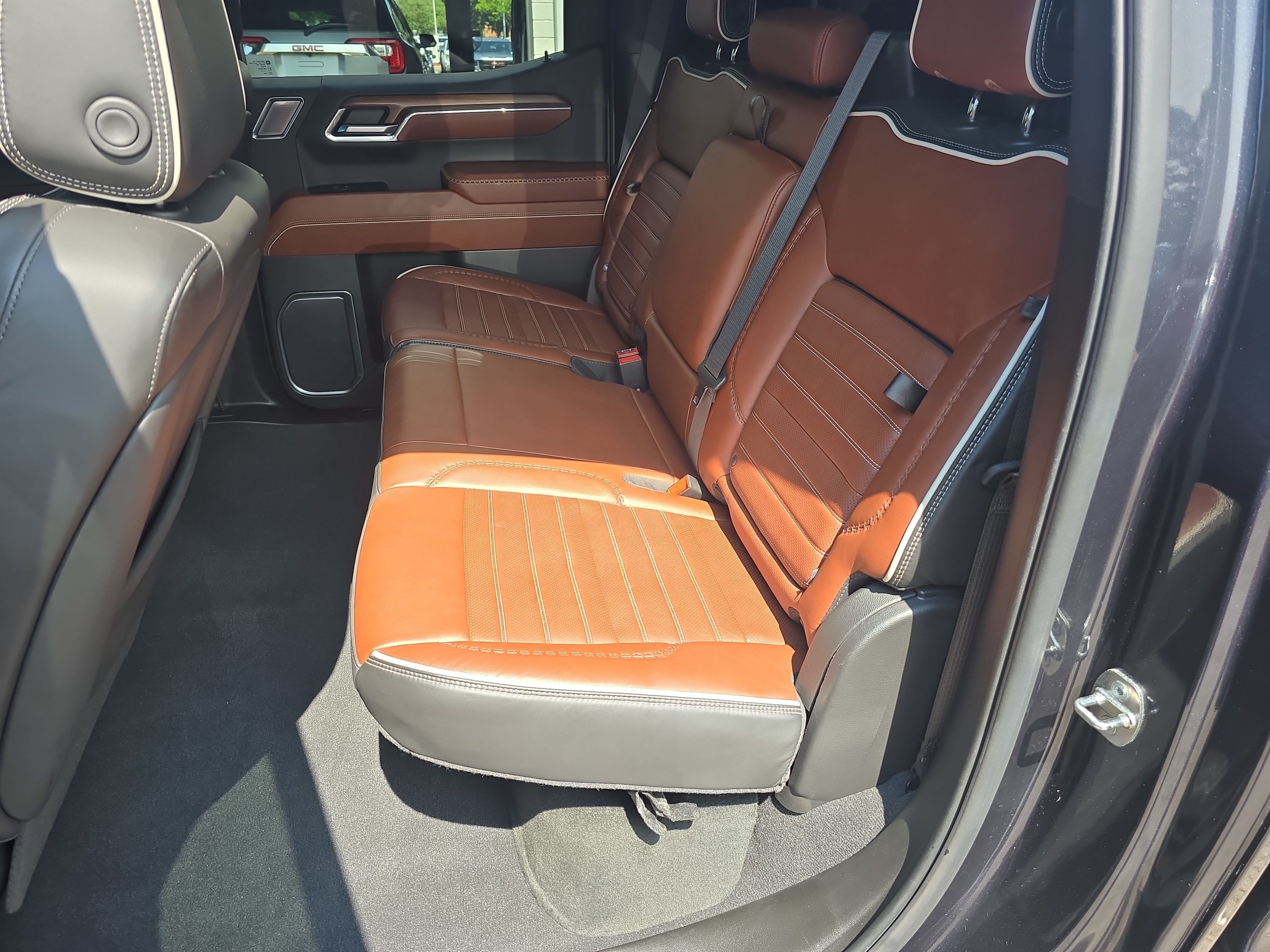 Used 2023 GMC Sierra 1500 Denali Ultimate AWD/4WD image 15