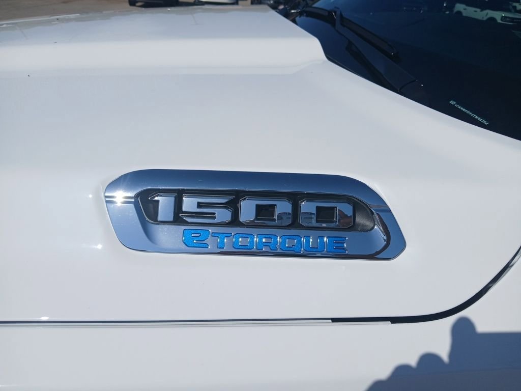 New 2026 RAM 1500 Tradesman AWD/4WD image 12