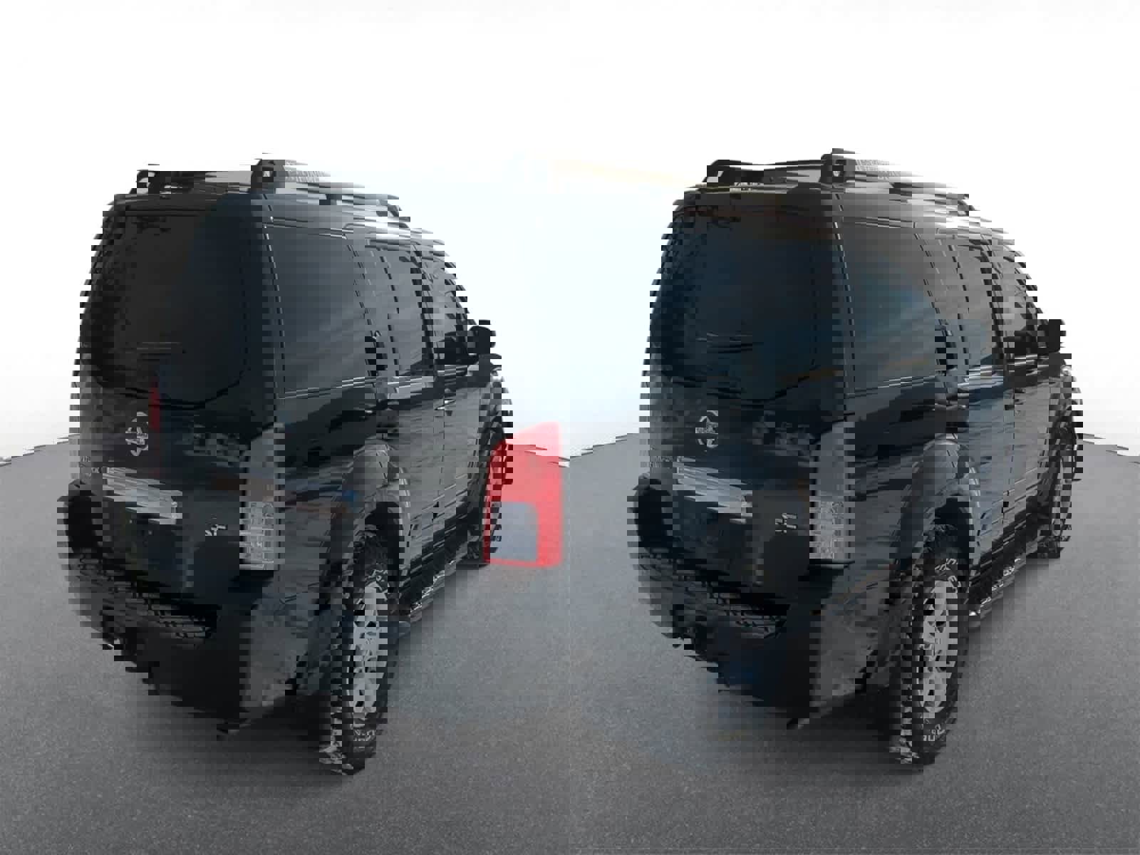 Used 2007 Nissan Pathfinder SE w/ SE Premium Pkg image 8