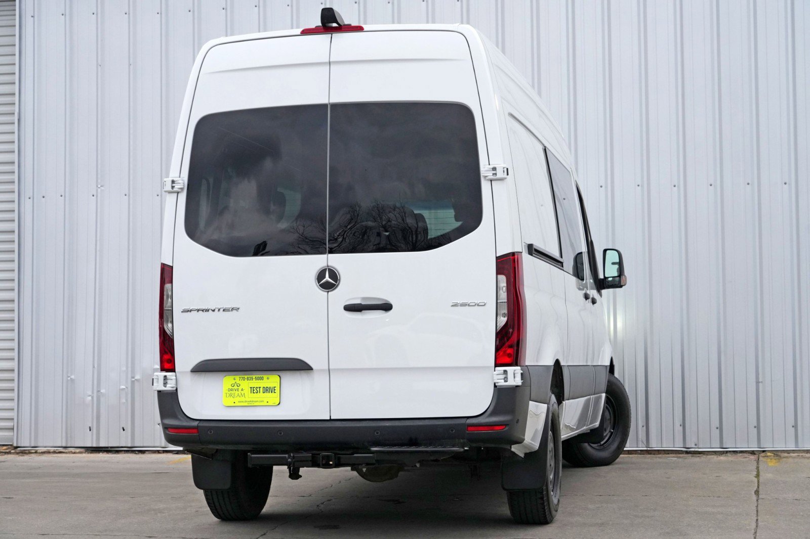 Used 2023 Mercedes-Benz Sprinter 2500 image 5