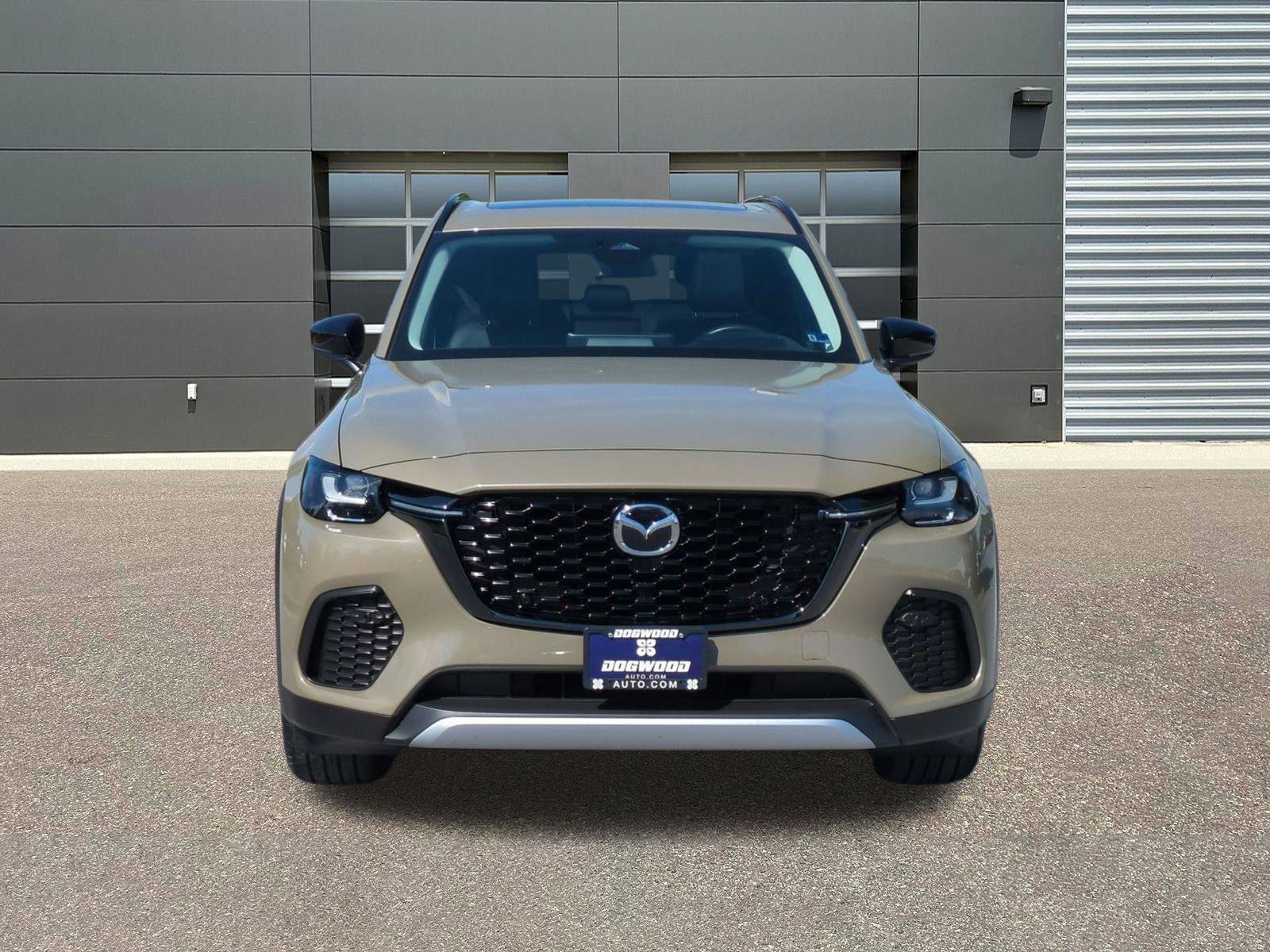 Used 2025 MAZDA CX-70 Plug-In Hybrid w/ Premium Pkg AWD/4WD image 2