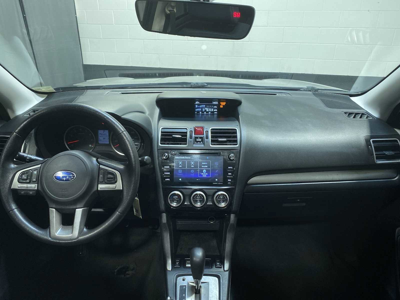 Used 2018 Subaru Forester 2.5i Premium w/ All-Weather Package AWD/4WD image 10