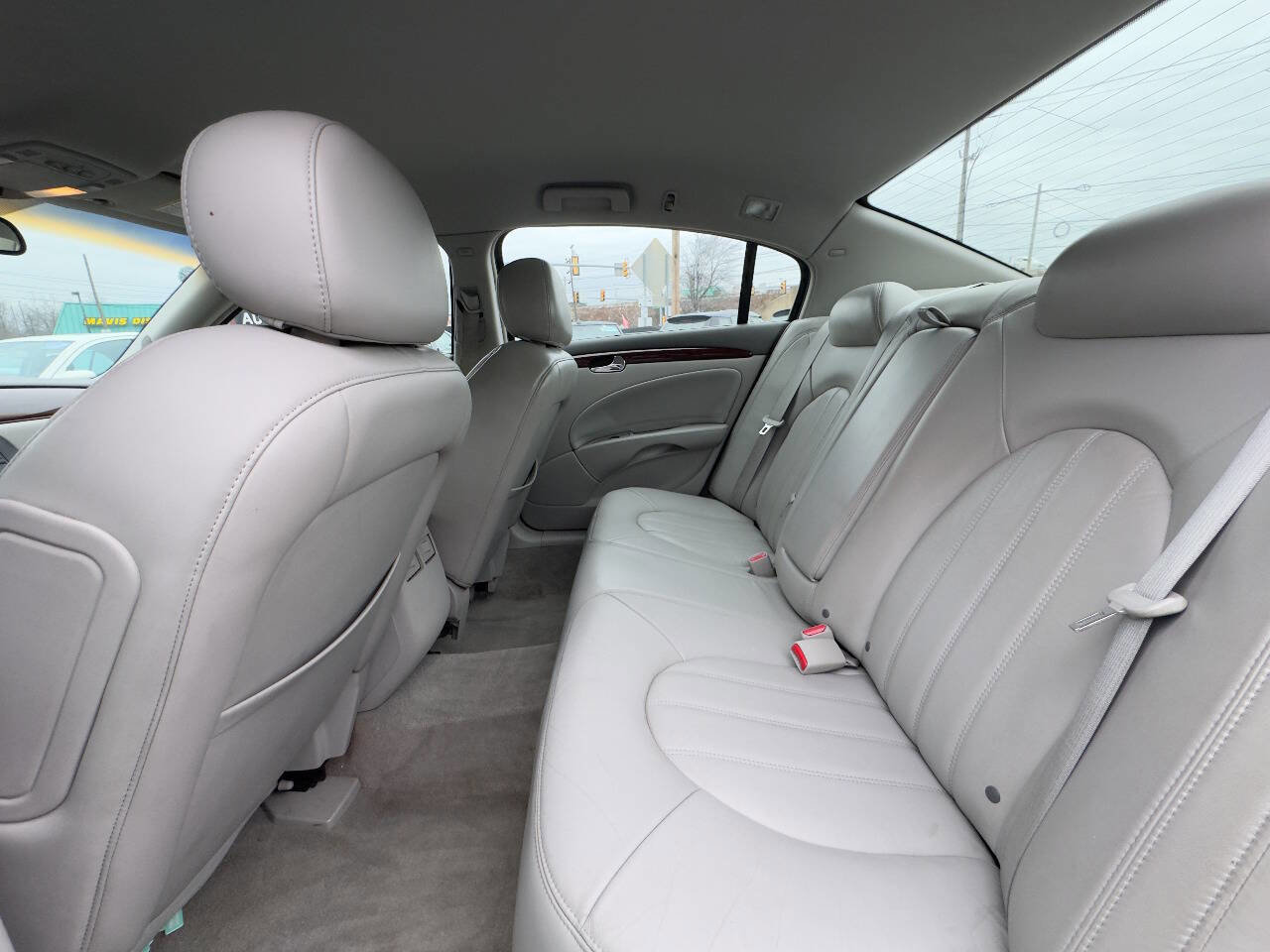 Used 2007 Buick Lucerne CXL w/ Luxury Package FWD image 11