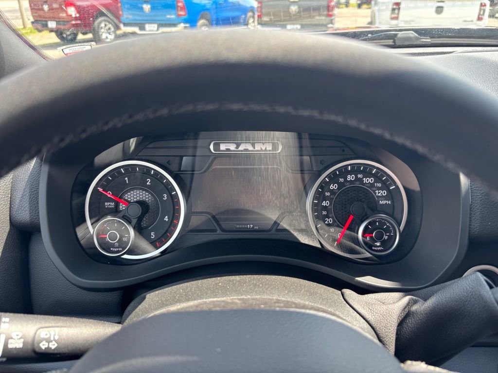 New 2026 RAM 3500 Big Horn AWD/4WD image 18