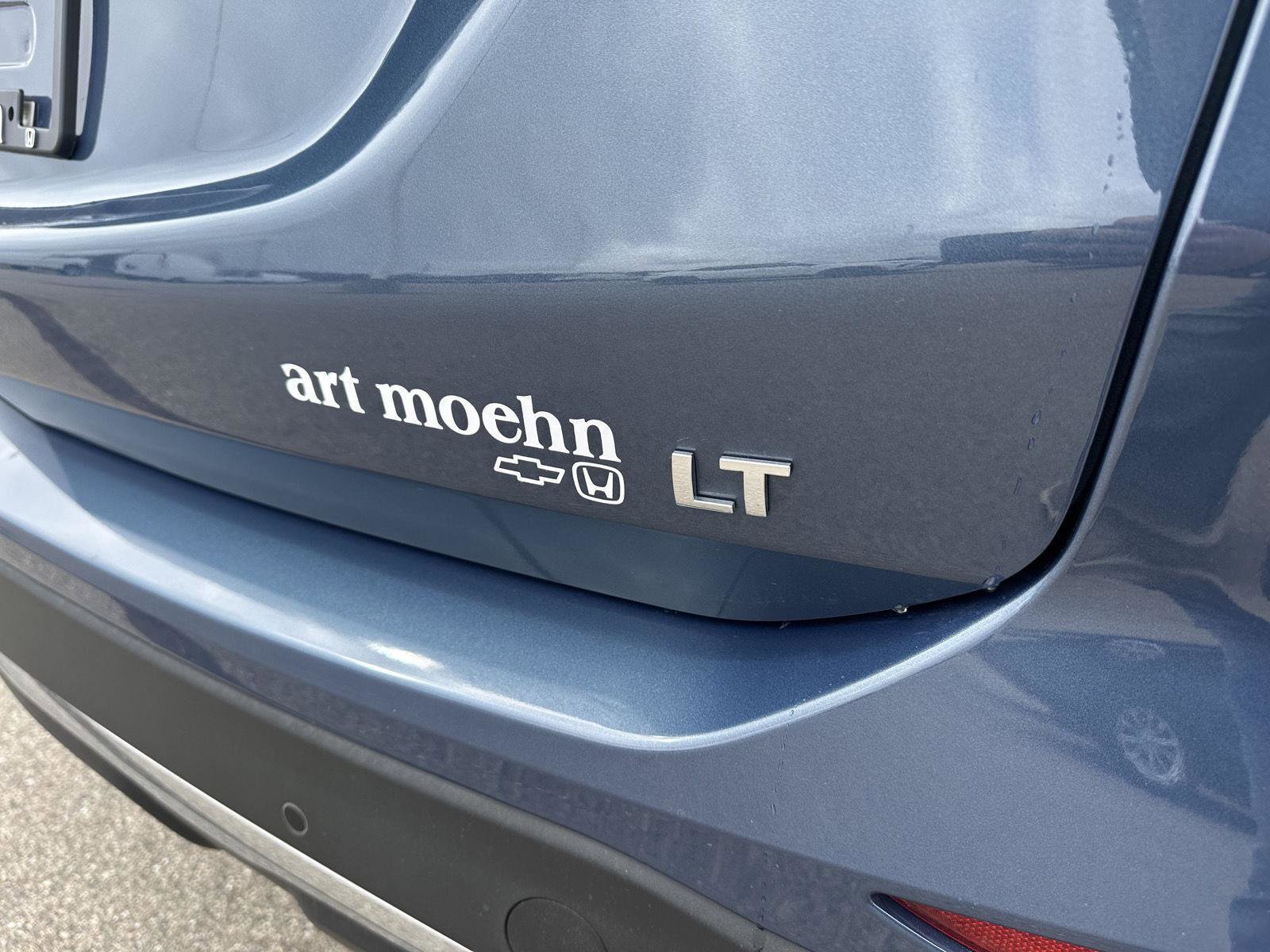 Used 2024 Chevrolet Equinox LT w/ LPO, Floor Liner Package FWD image 6