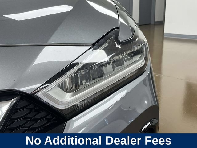 Used 2020 Nissan Maxima 3.5 SV w/ Floor Mat Group FWD image 9