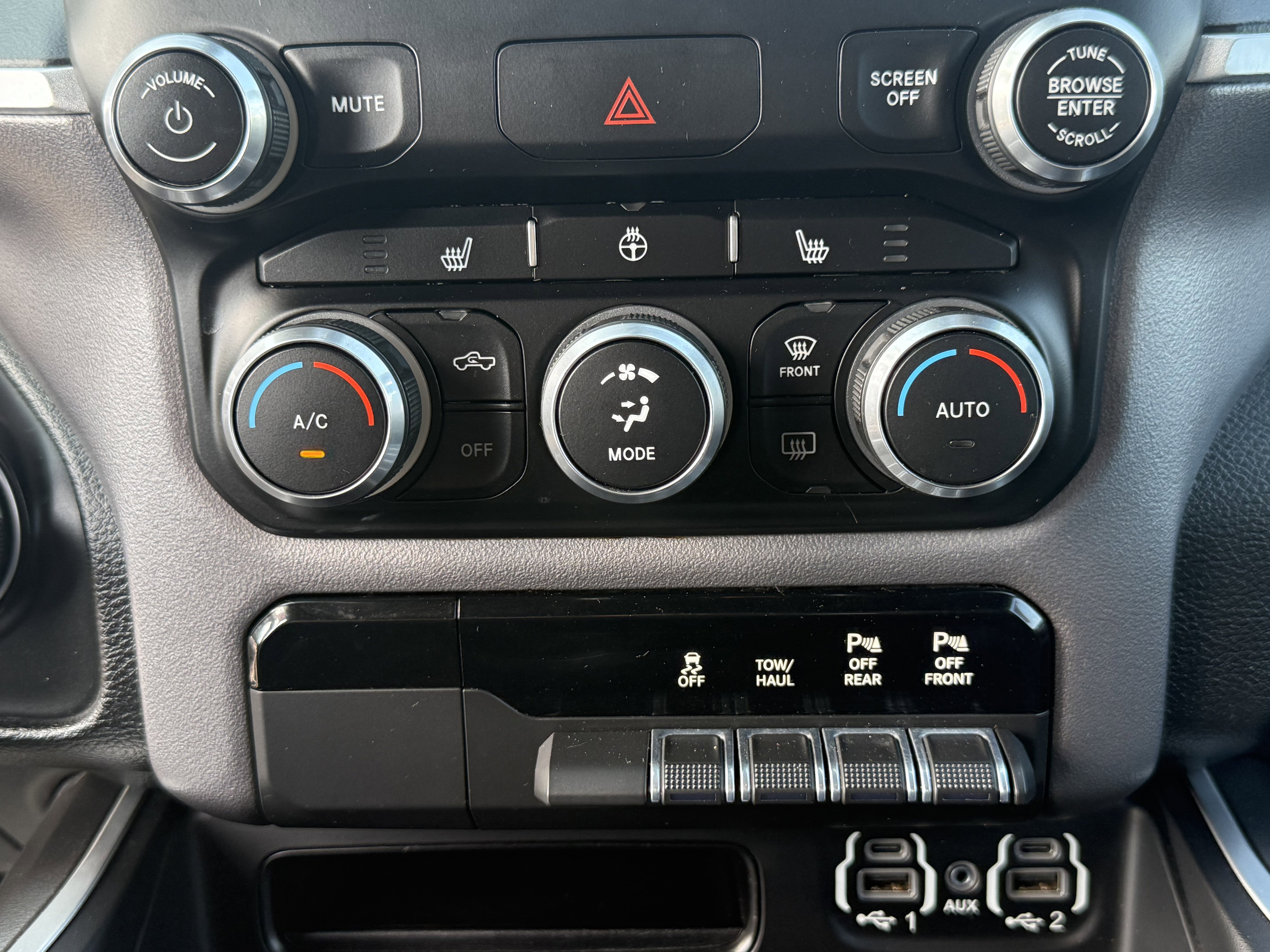 Used 2022 RAM 1500 Big Horn AWD/4WD image 24