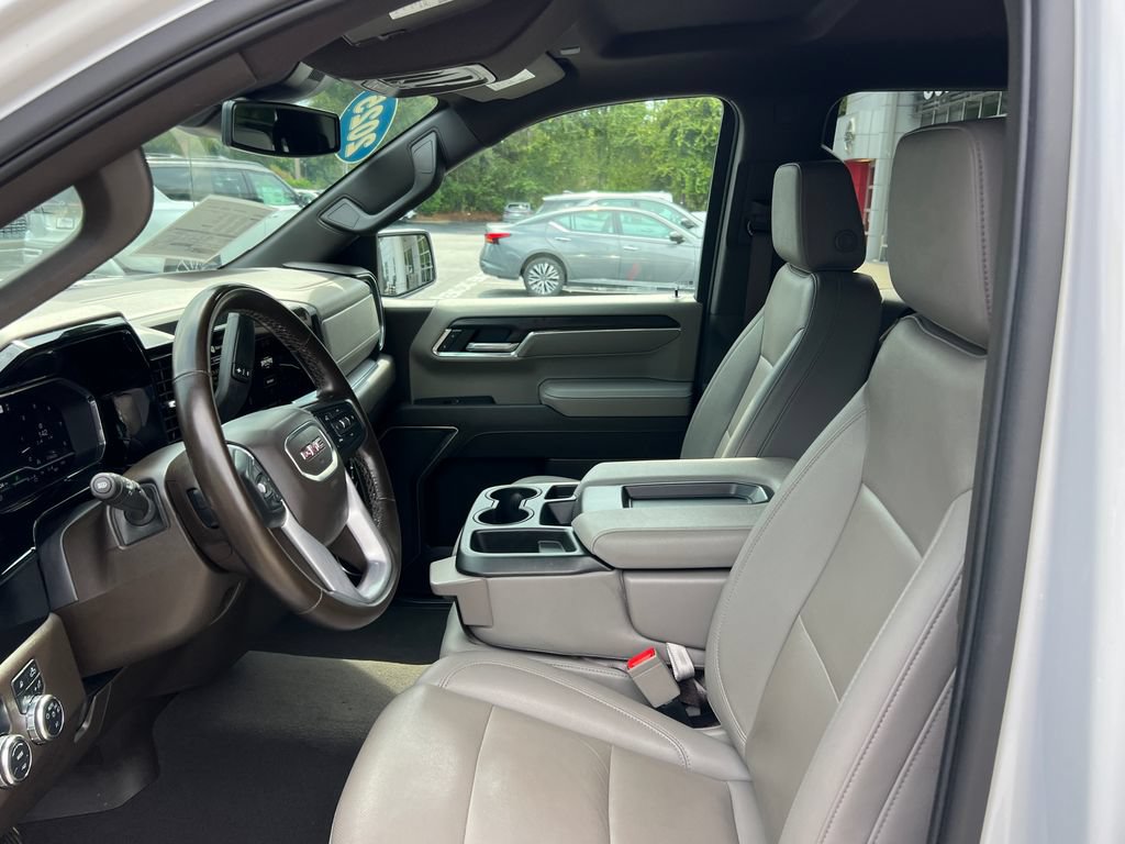 Used 2025 GMC Sierra 1500 SLT RWD image 9