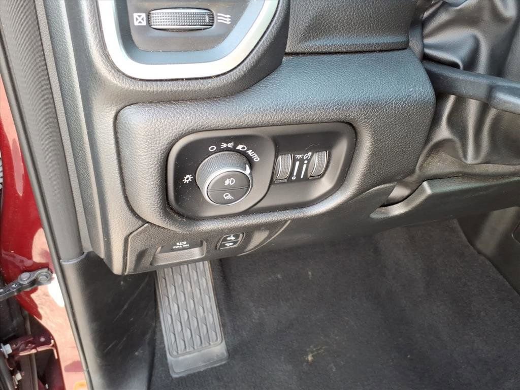 Used 2025 RAM 1500 Big Horn image 26