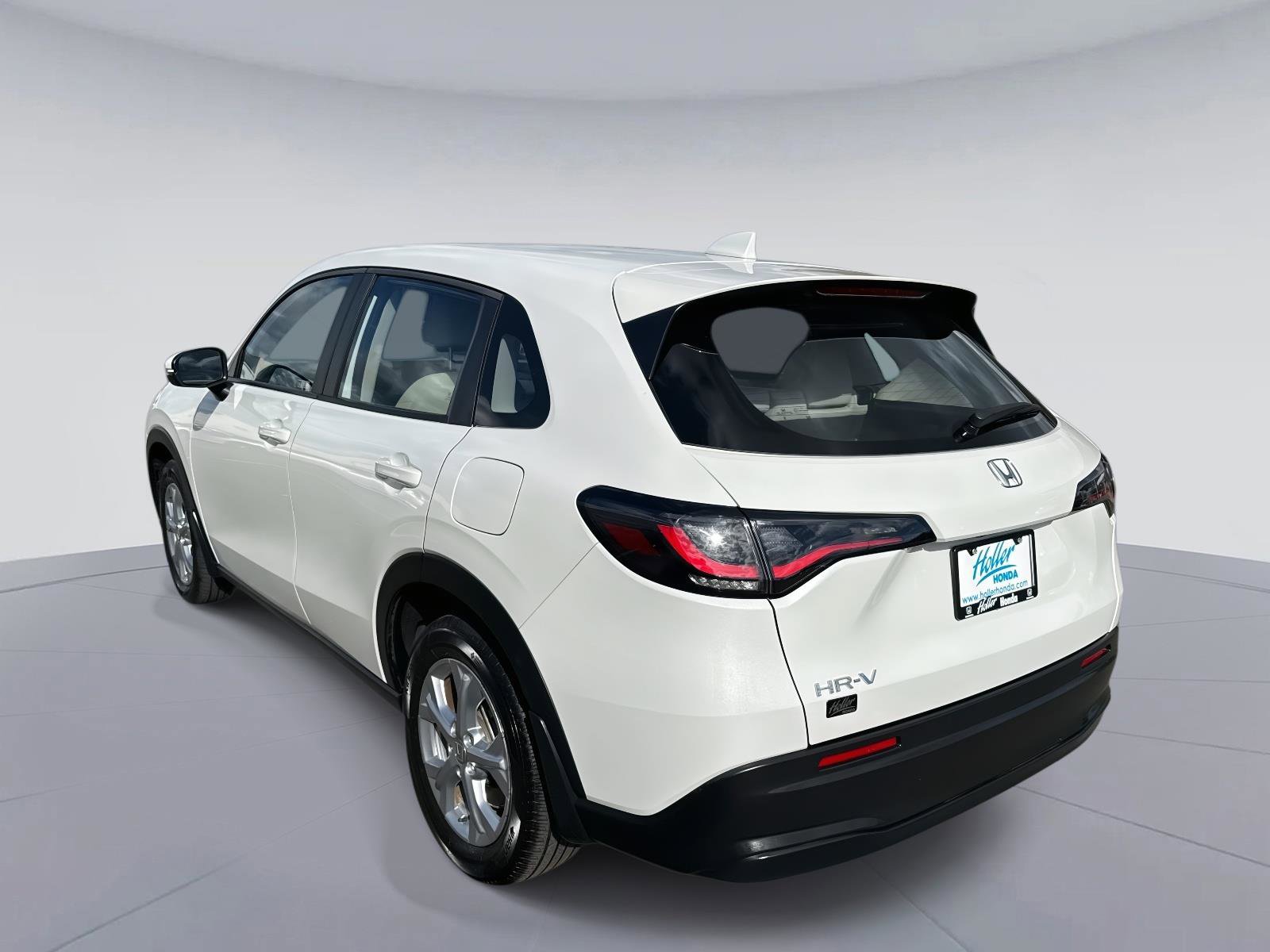 Certified 2023 Honda HR-V LX image 6