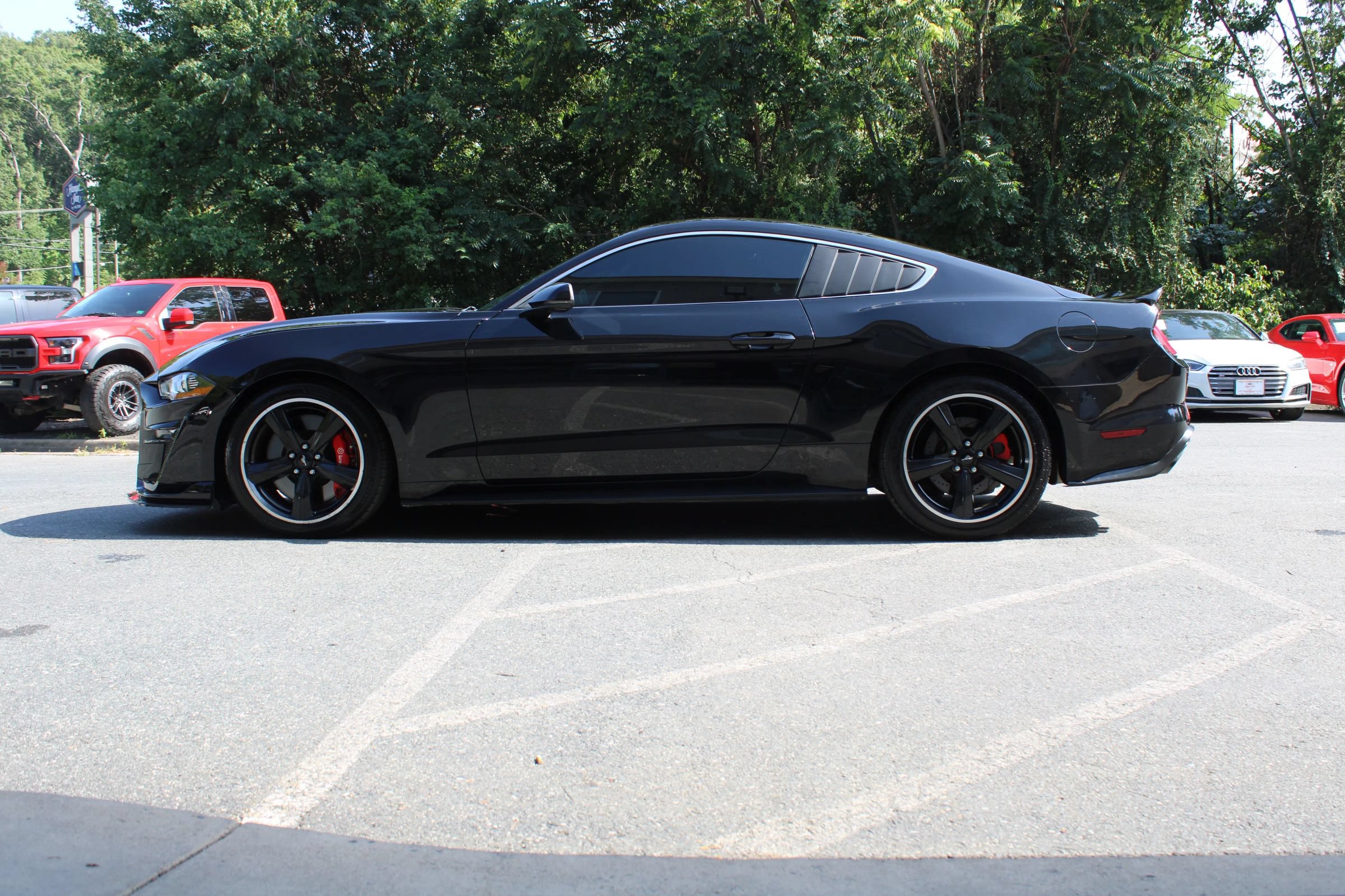 Used 2019 Ford Mustang Bullitt w/ Bullitt Electronics Package RWD image 8