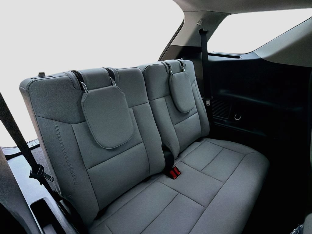New 2026 Ford Explorer Platinum w/ LUX Leather Package AWD/4WD image 28