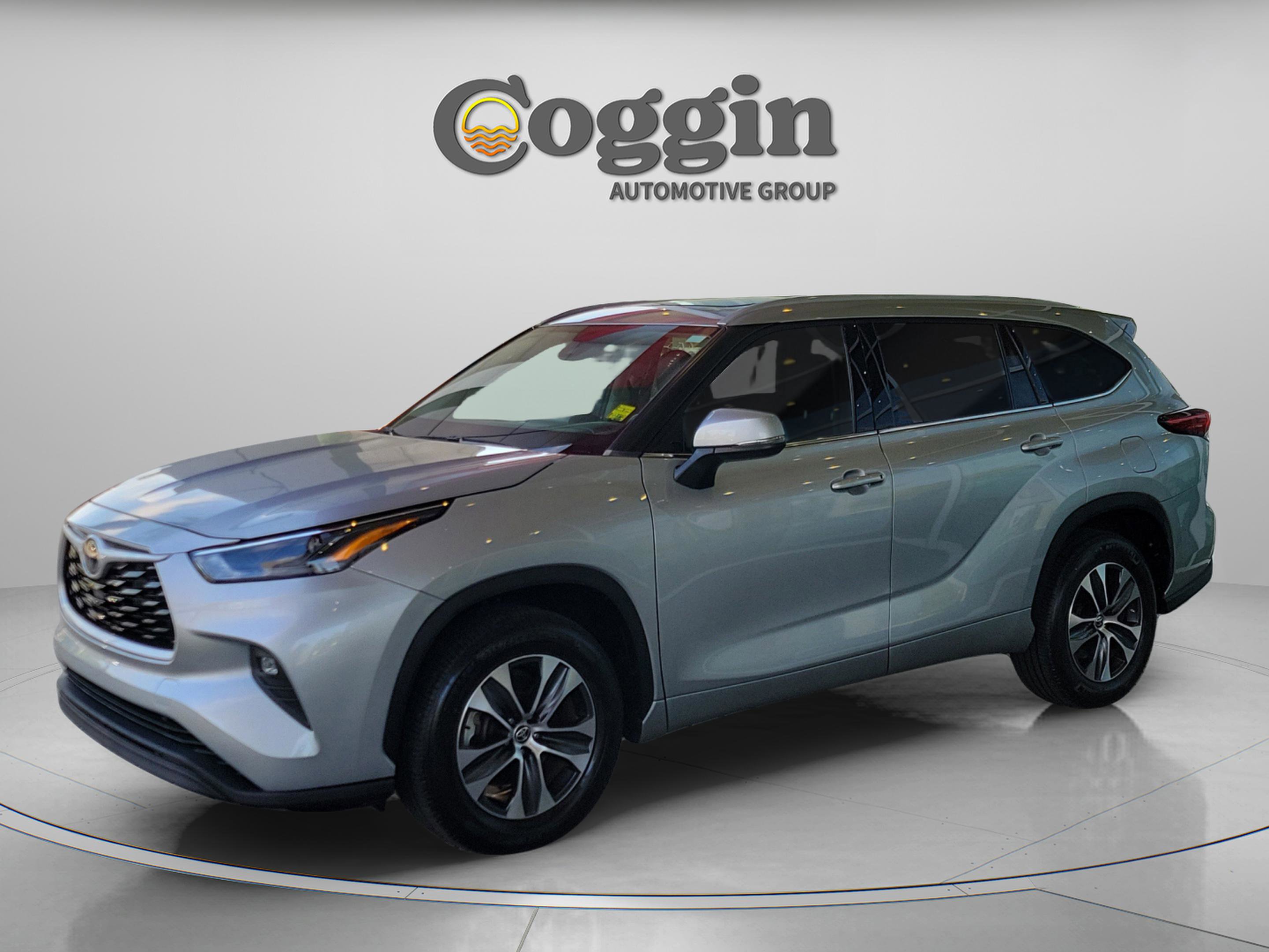 Used 2022 Toyota Highlander XLE