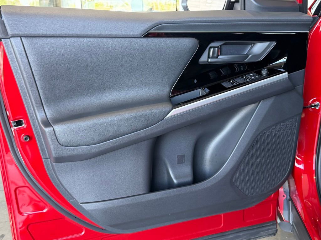 Certified 2025 Toyota bZ4X XLE w/ Weather Package image 20