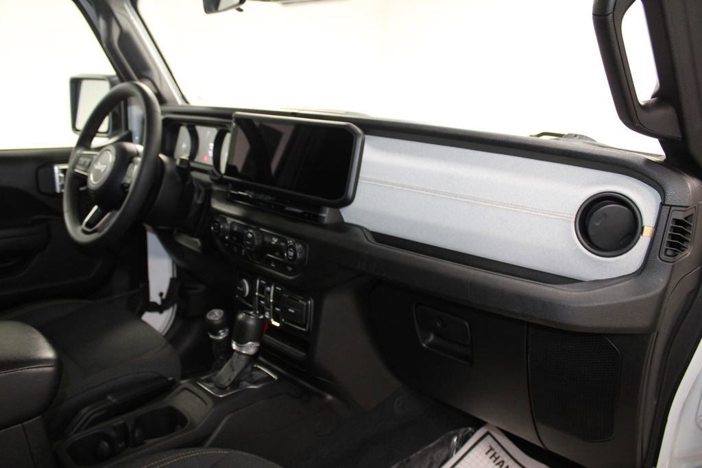 Used 2024 Jeep Wrangler Sport S image 27