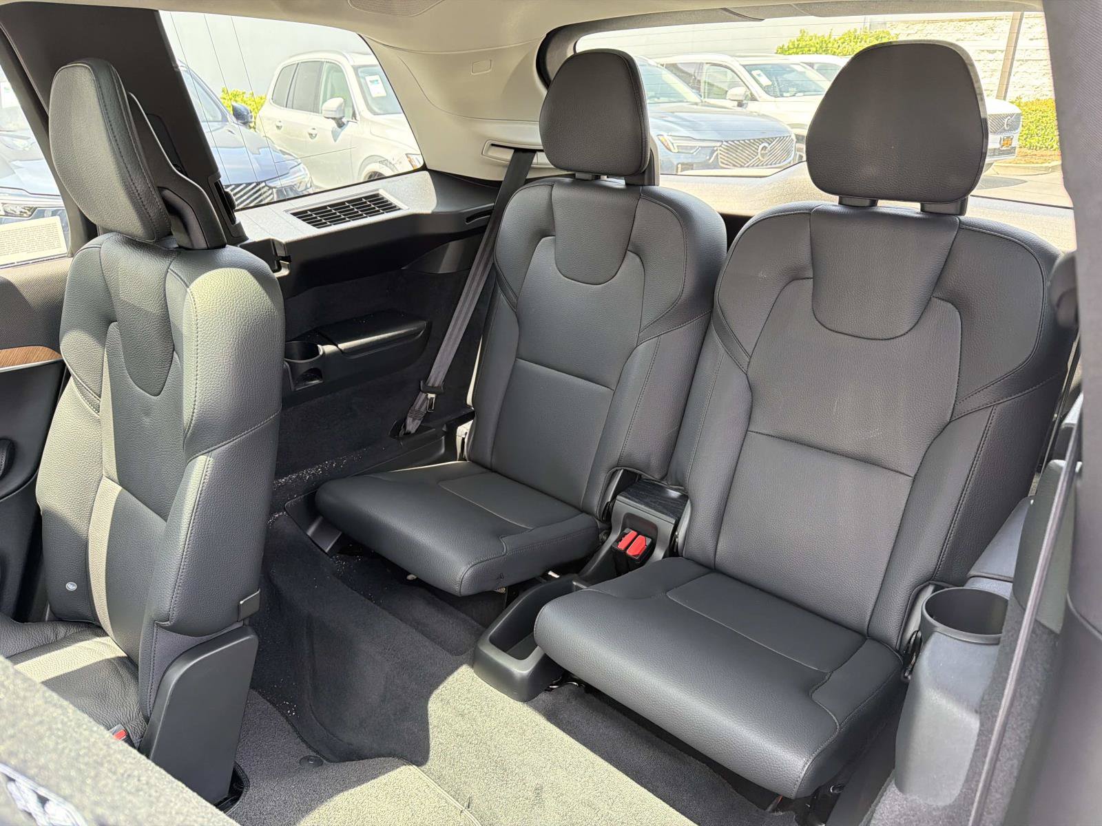 Certified 2024 Volvo XC90 B6 Plus AWD/4WD image 23