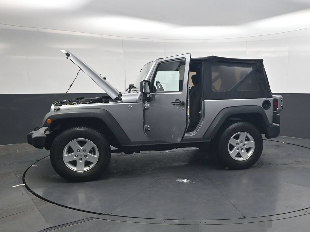 Used 2017 Jeep Wrangler Sport w/ Quick Order Package 24S AWD/4WD image 38