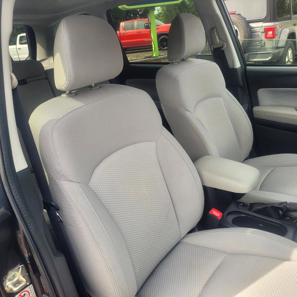 Used 2017 Subaru Forester 2.5i Premium AWD/4WD image 24