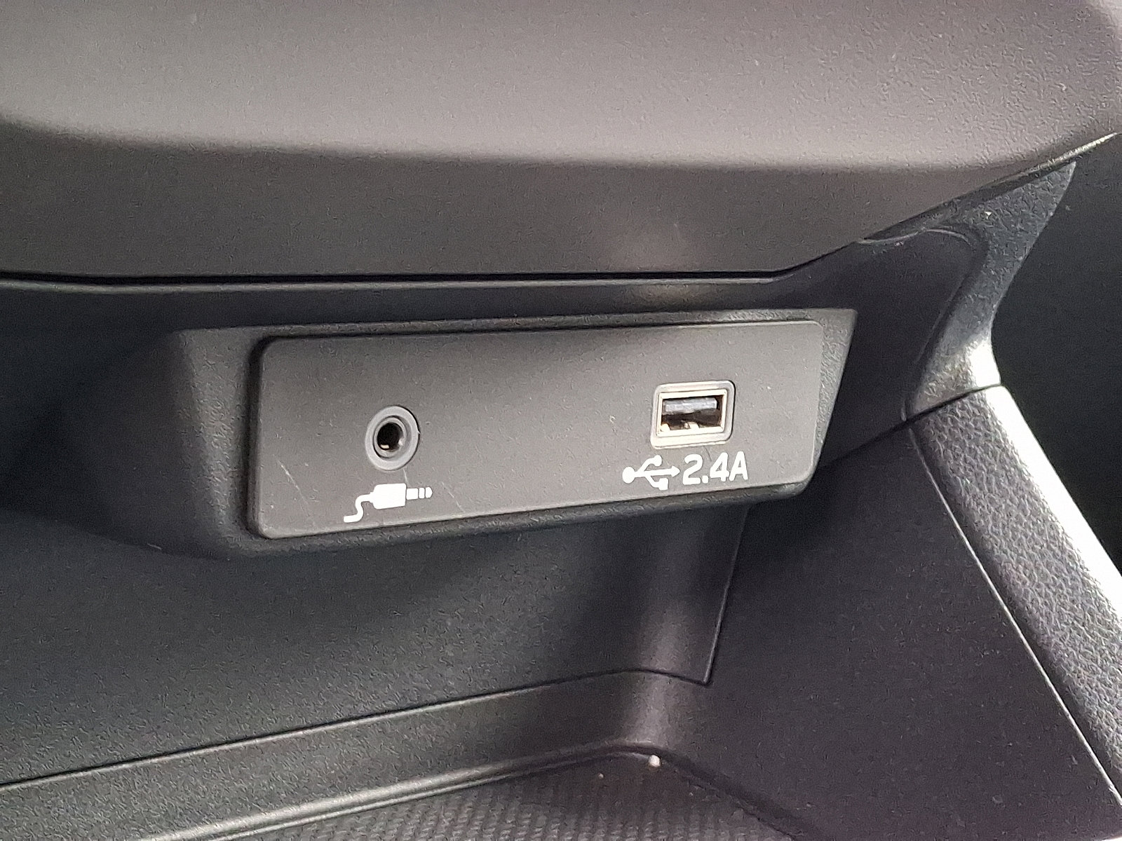 Certified 2025 Subaru Crosstrek 2.0i image 24