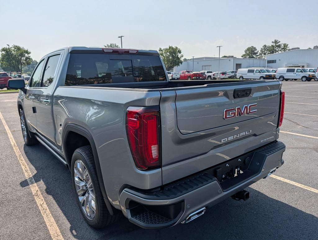 New 2026 GMC Sierra 1500 Denali w/ Denali Reserve Package AWD/4WD image 6