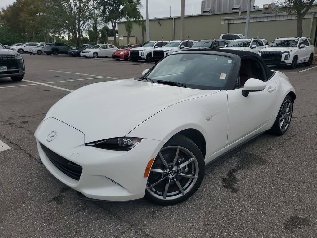 Used 2023 MAZDA MX-5 Miata Grand Touring image 8