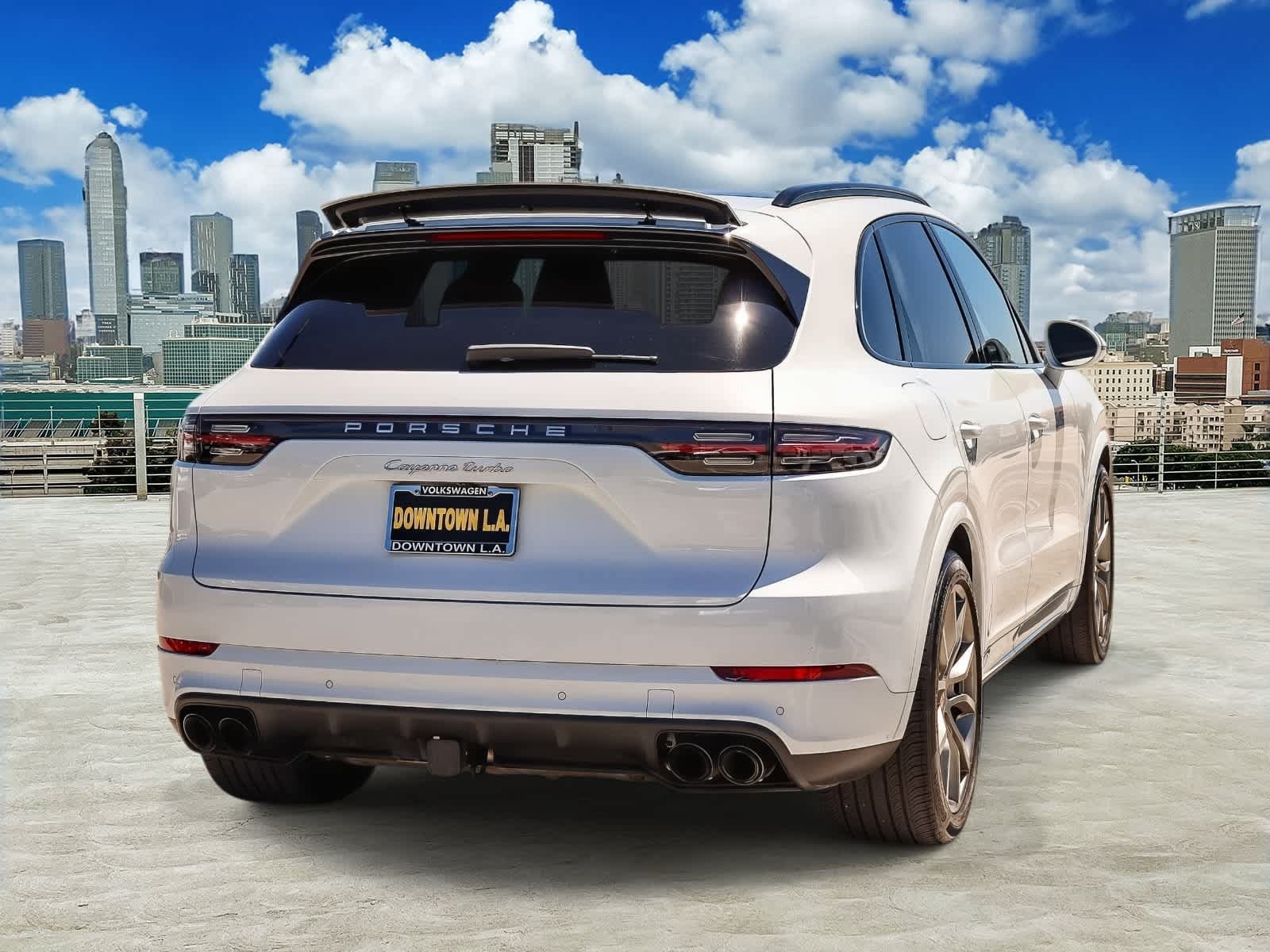 Used 2023 Porsche Cayenne Turbo AWD/4WD image 4