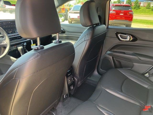 New 2026 Jeep Compass Limited AWD/4WD image 21