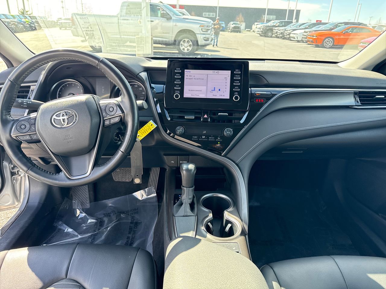 Used 2024 Toyota Camry SE image 13