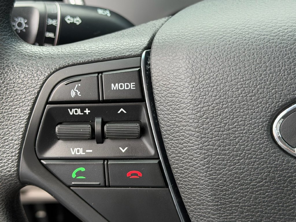 Used 2015 Hyundai Sonata SE FWD image 22