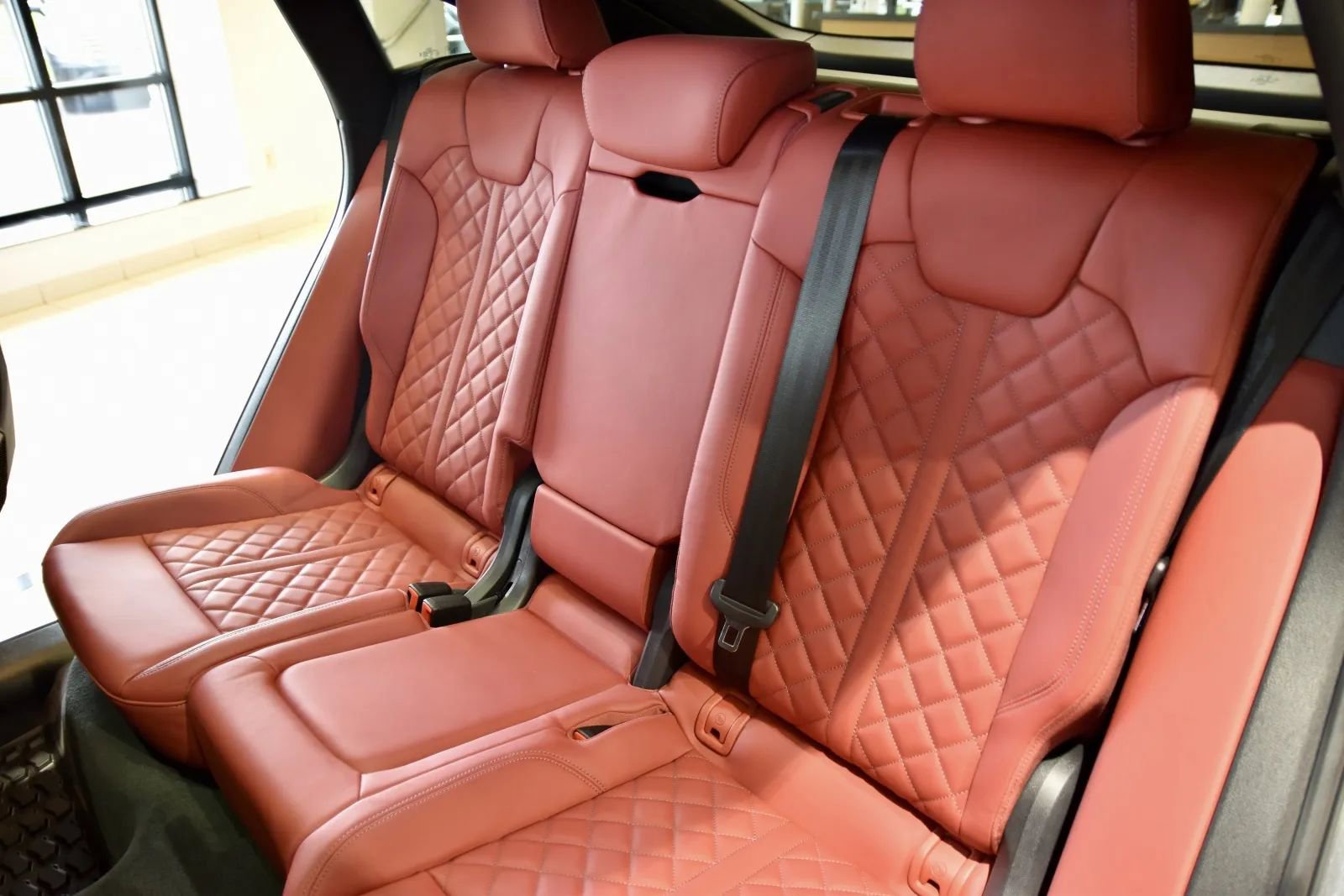Used 2024 Audi SQ5 Premium Plus w/ S Sport Package AWD/4WD image 22