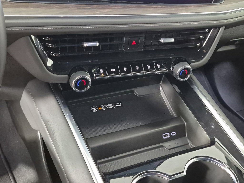 Certified 2025 Chevrolet Tahoe LT AWD/4WD image 27