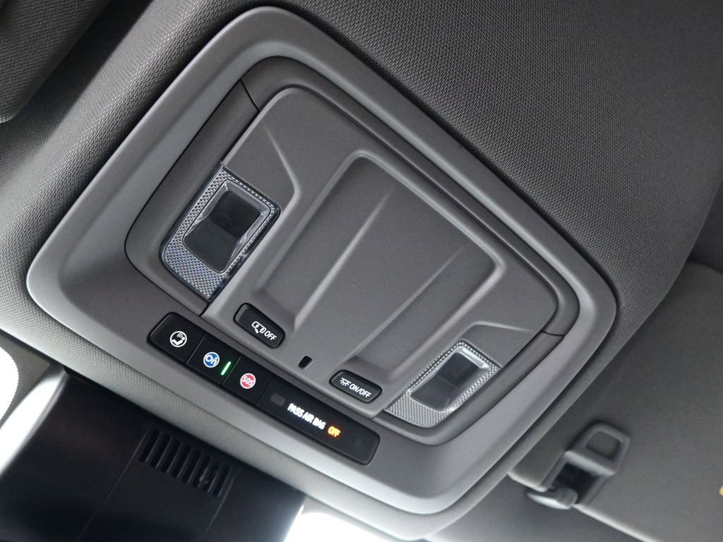 Used 2025 Chevrolet Silverado 1500 LT w/ LPO, Dark Essentials Package image 29