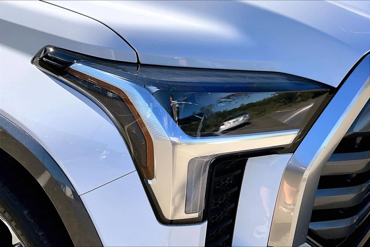 Used 2022 Toyota Tundra Limited AWD/4WD image 26