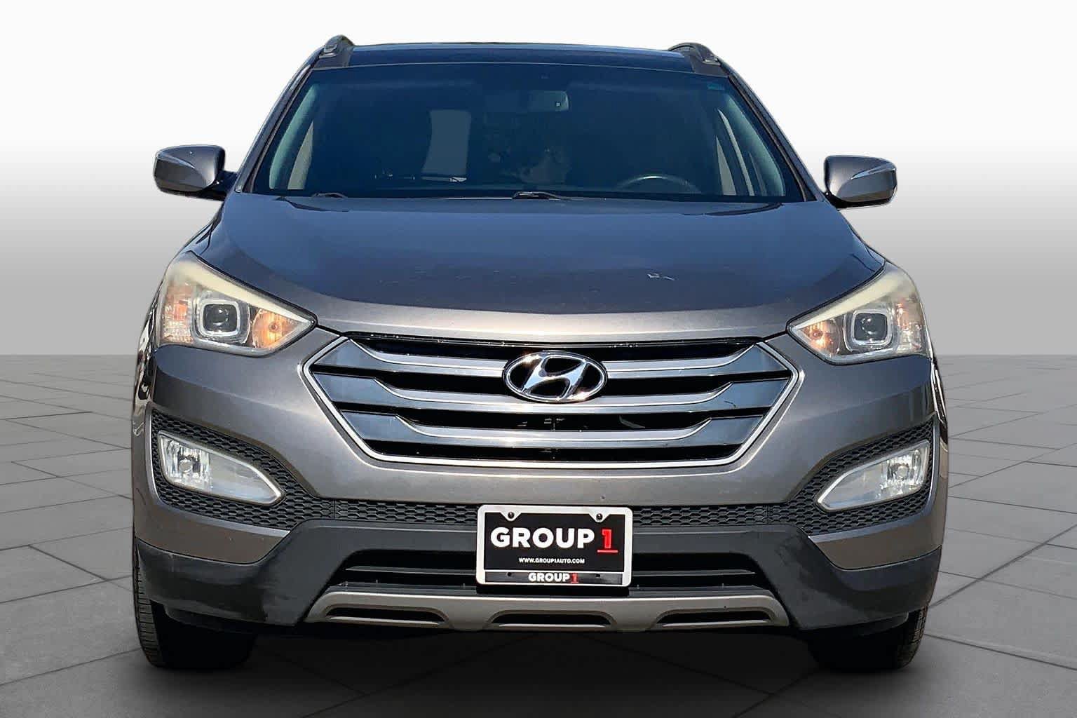Used 2016 Hyundai Santa Fe Sport 2.0T w/ Option Group 05 FWD image 4