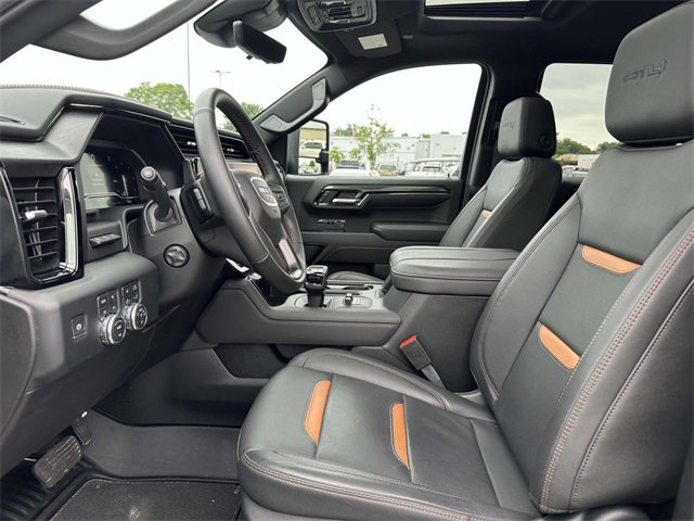 Used 2024 GMC Sierra 1500 AT4 w/ Technology Package image 16