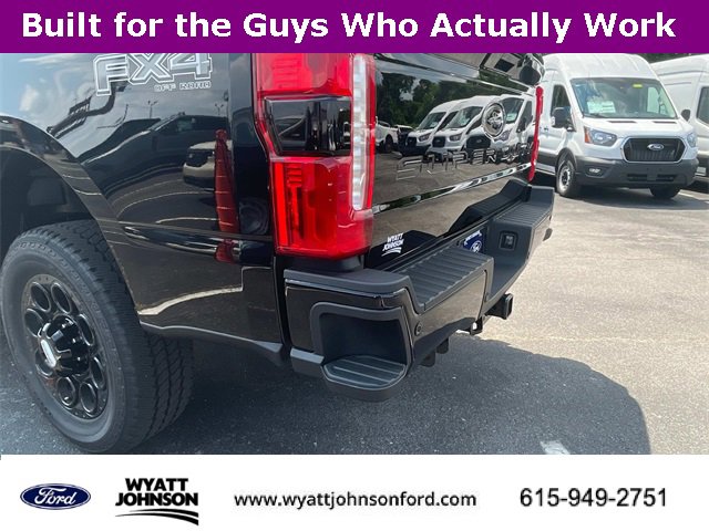 New 2025 Ford F350 Lariat w/ Lariat Ultimate Package image 10