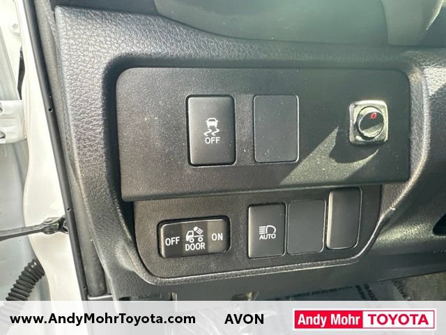 Used 2023 Toyota Tacoma SR5 AWD/4WD image 13