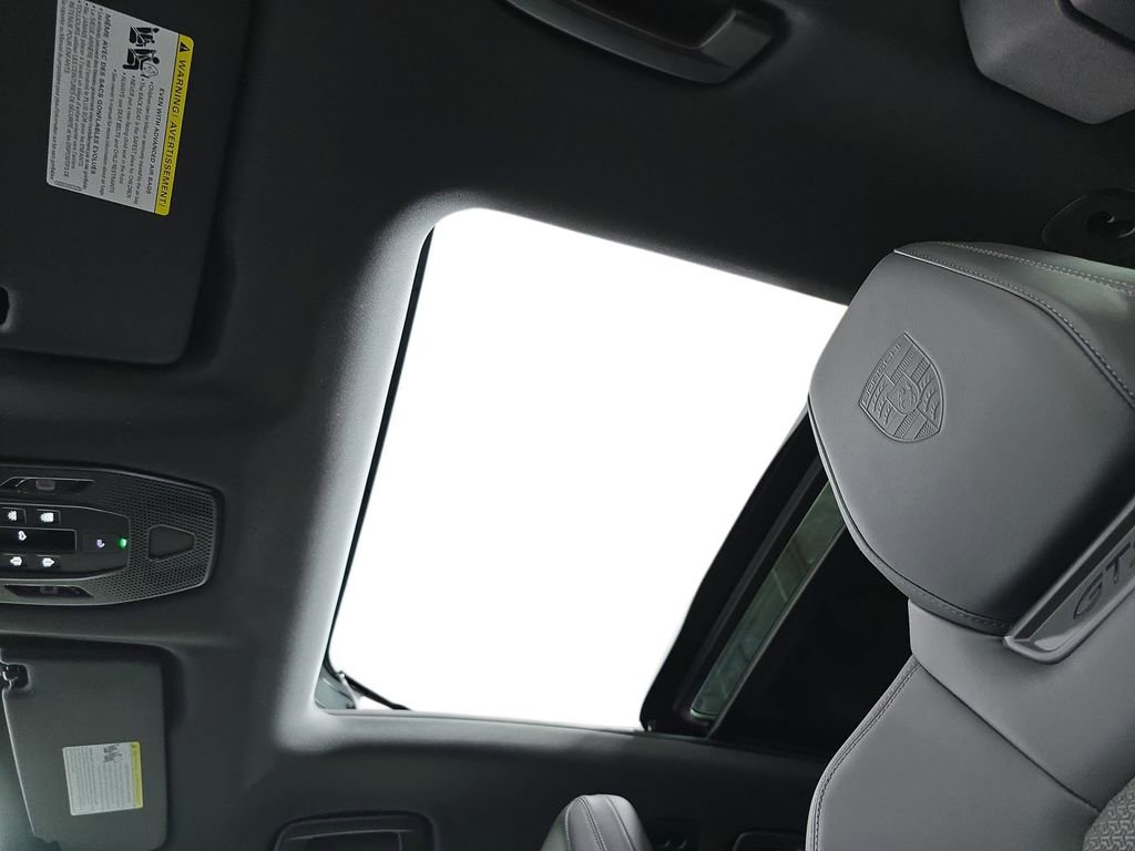 New 2026 Porsche Macan GTS Electric image 28