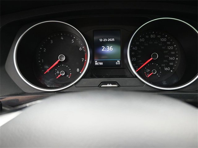Used 2021 Volkswagen Tiguan SE R-Line w/ 3-Row Tiguan MDO Package image 10