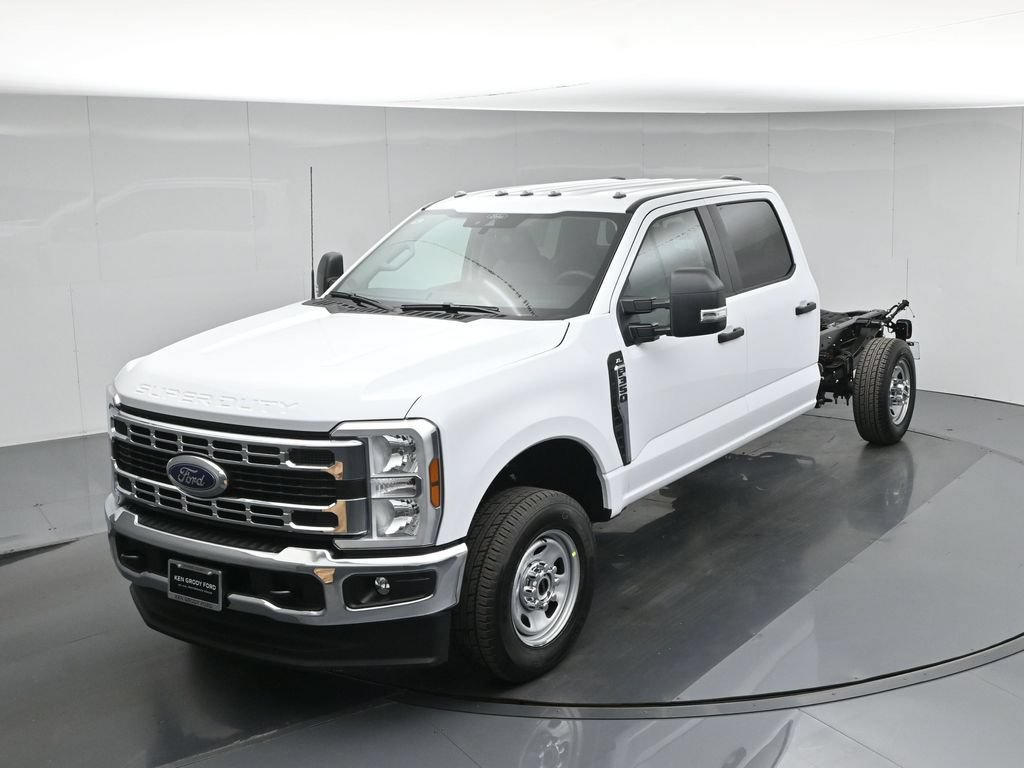 New 2026 Ford F350 XL w/ XL Chrome Package AWD/4WD image 32