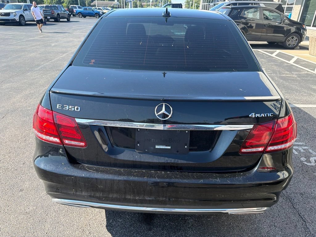 Used 2016 Mercedes-Benz E 350 4MATIC Sedan image 3