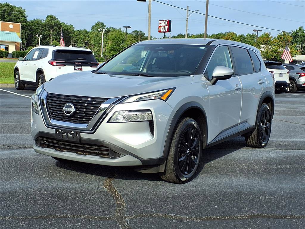 Used 2022 Nissan Rogue SV