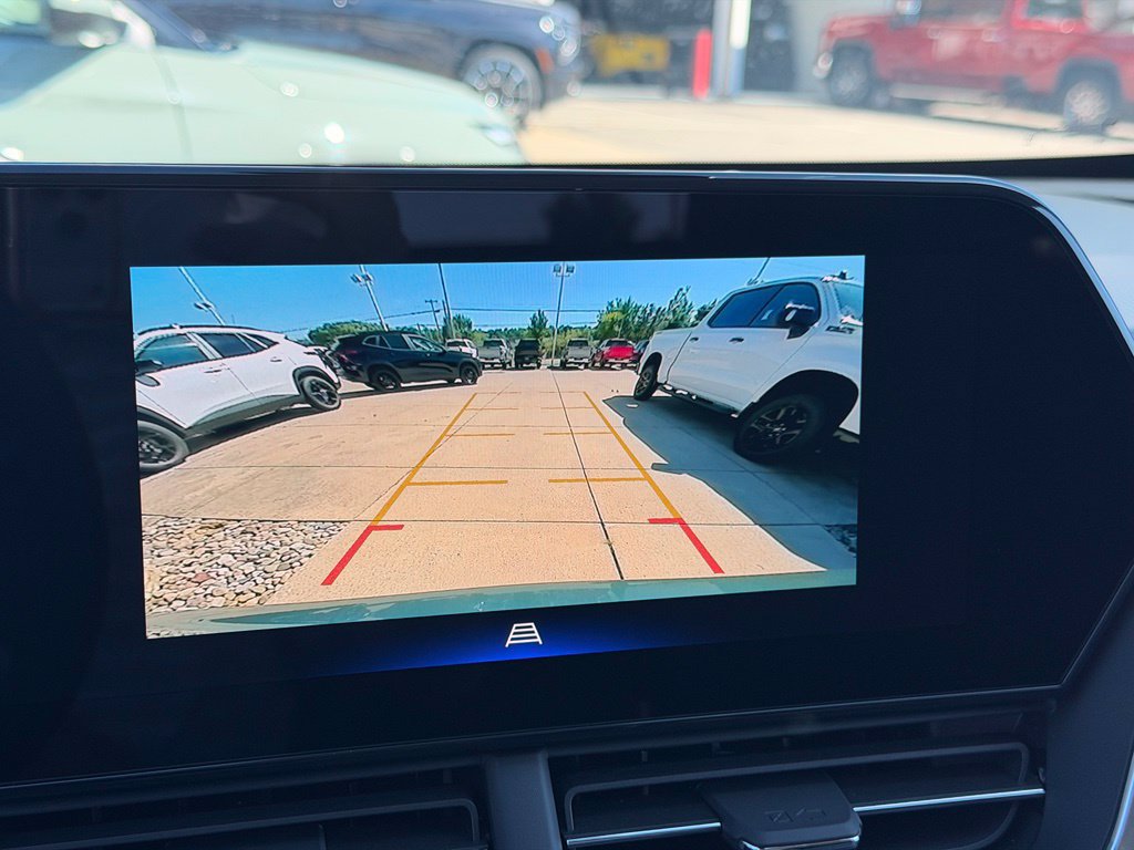 New 2026 Chevrolet Trax LT w/ Driver Confidence Package FWD image 19