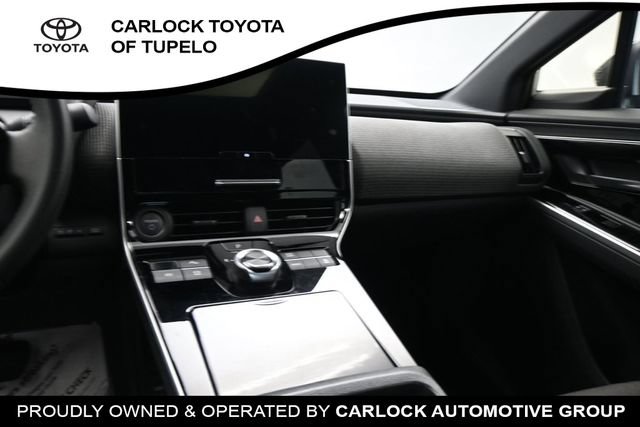 Used 2025 Toyota bZ4X FWD image 32